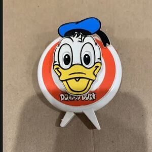 RARE VINTAGE DISNEY DONALD DUCK TOYBOX PIN CLIP CLICKING TOY EYES MOVE